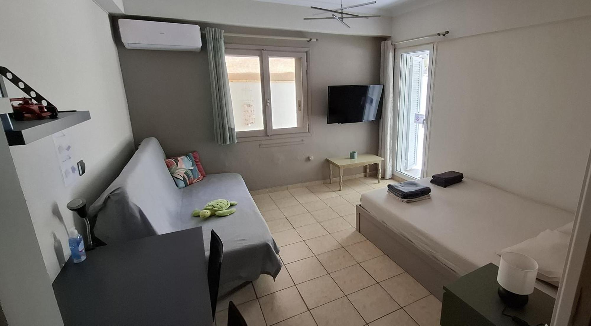 Honeybee4 - Cozy Studio Close To The Port, Airport & Athens Rafína Exteriör bild